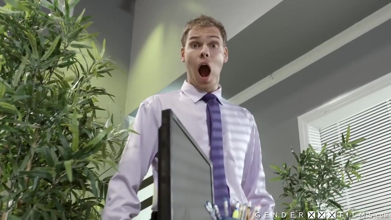 Employee Of The Month Fucking Both Colleagues