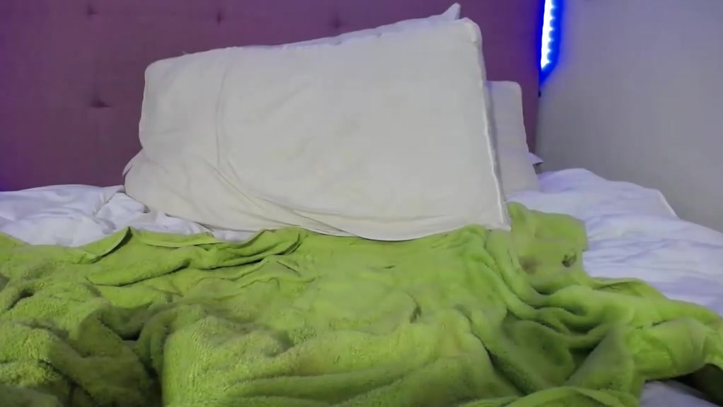 Horny amateur shemale video with Webcam, Masturbation scenes