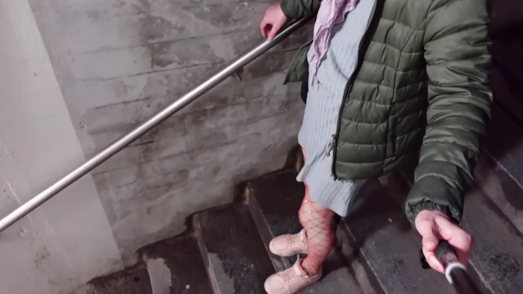 Piss In Latex Pantyhose Outdoor