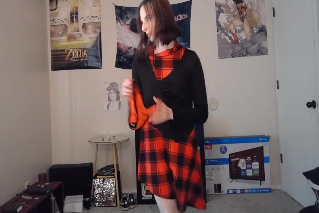 Gothic Azzy Stripping