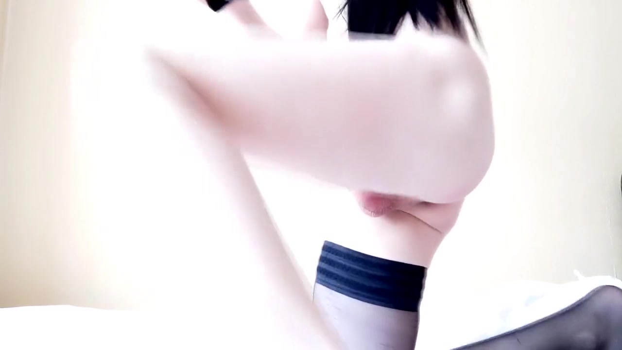 Sexyest Trans Stroking Cock Cumshot On Body And Hair And Taste Cum