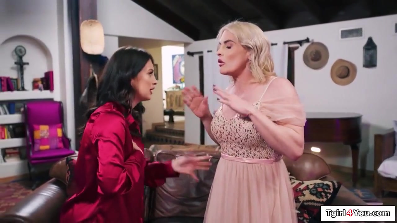 Trans Fucks Dance Instructor With Big T, Lucy Hart And Maddy May