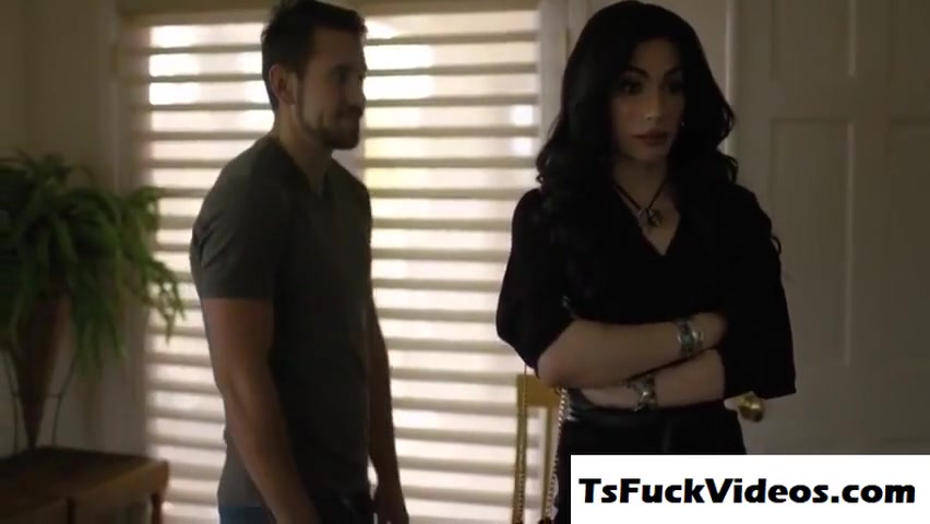 Small Juggs Tranny Gets Barebacked By Her - Ariel Demure