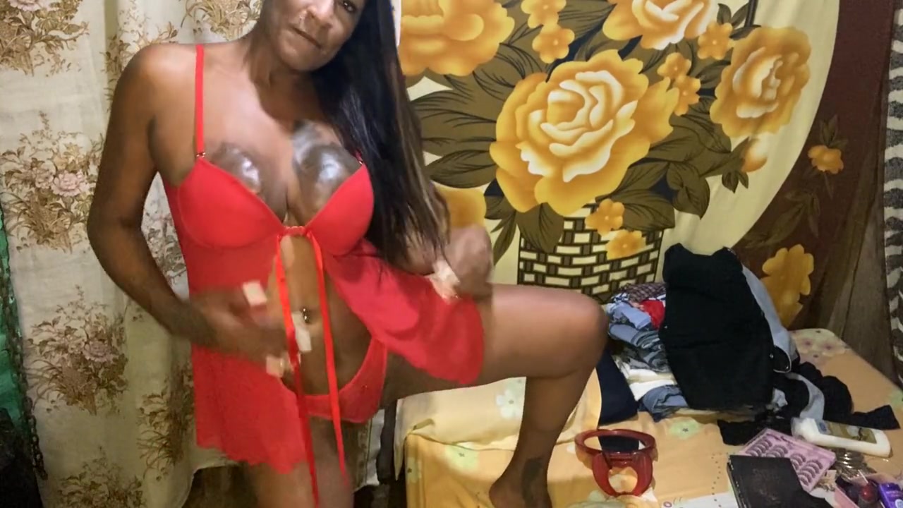 Travesti Latino Enorme Culo