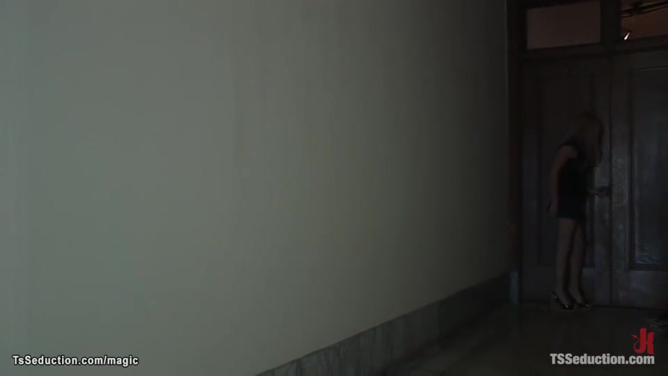 Ts Fucks Quarterback In Locker Room