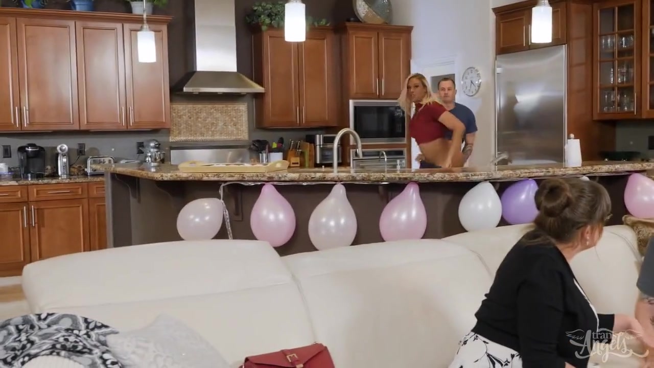 Jexxxica Blake In Getting That Sweet Dilf
