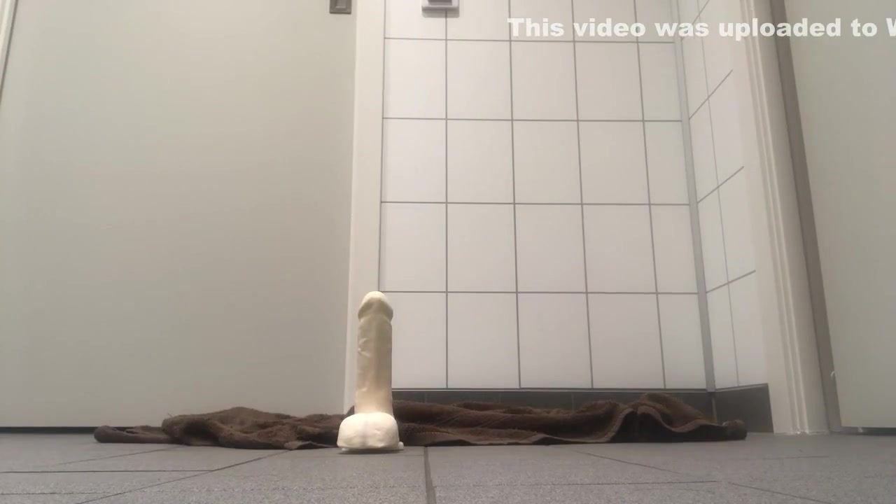 19 Riding Dildo And Cumming On Own Face At New Place