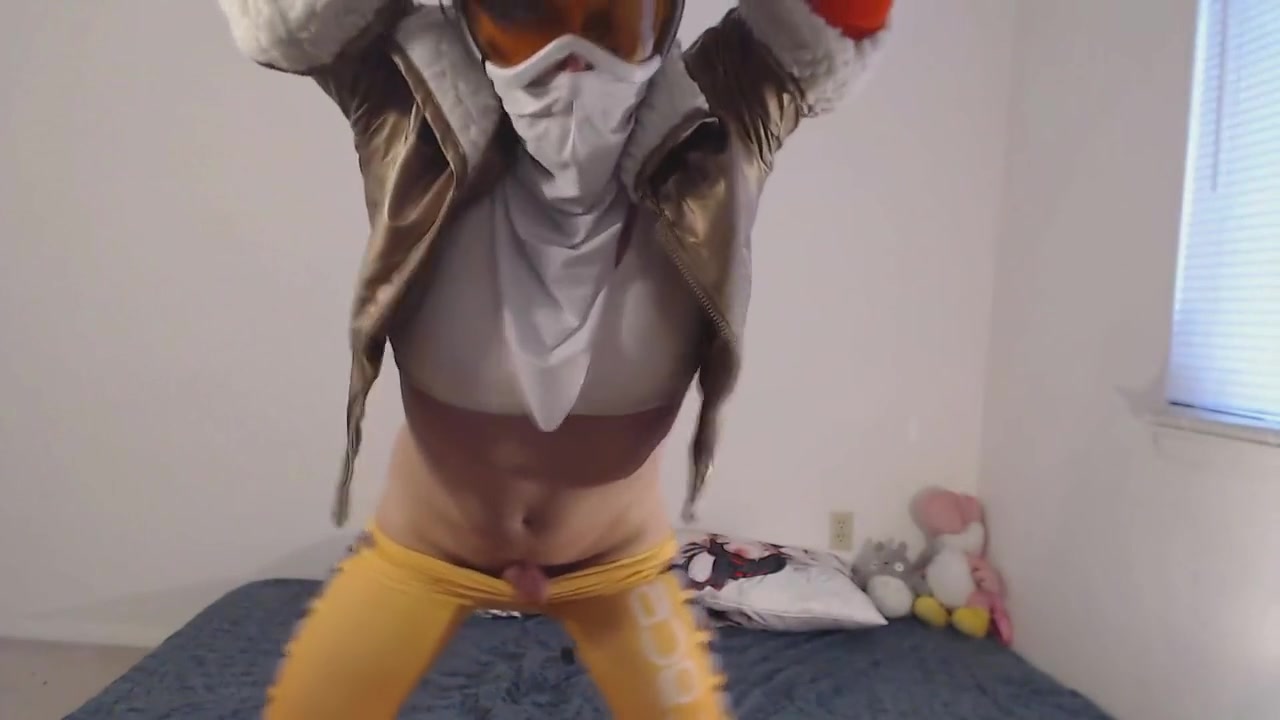 Cute Femboy Tracer Rides Show Her Cock