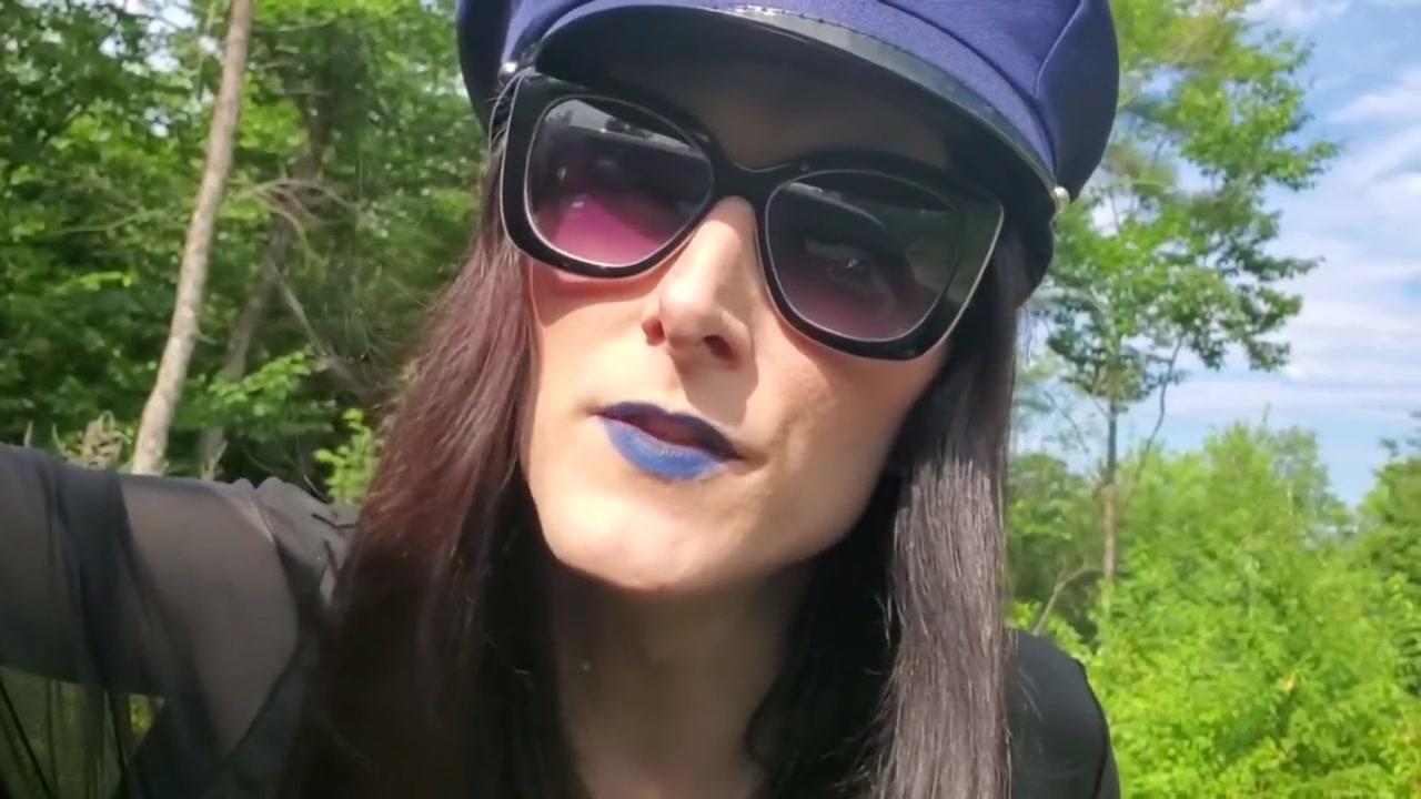 Transgender Bbw Pinky Gets Pulled Over By Hot Tranny Cop