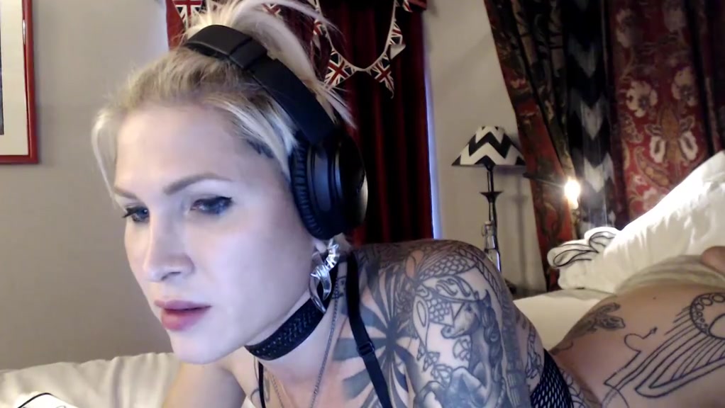 Dannidanielss cam show - 01042017 2