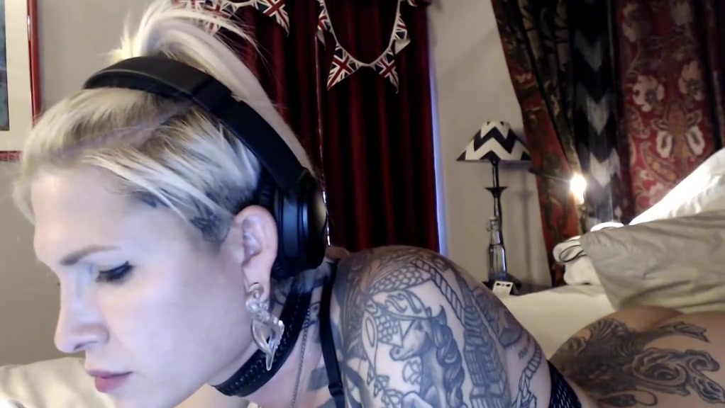 Dannidanielss cam show - 01042017 2