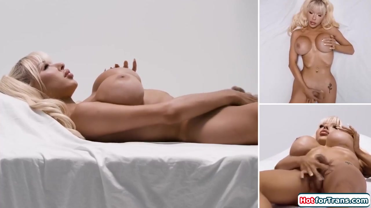 Busty Trans Solo Jerk Off With Big T, The Best And Brittney Kade