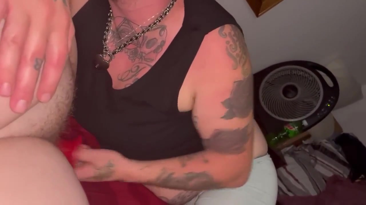 Tattooed Trans Man Eats And Fucks Lesbian