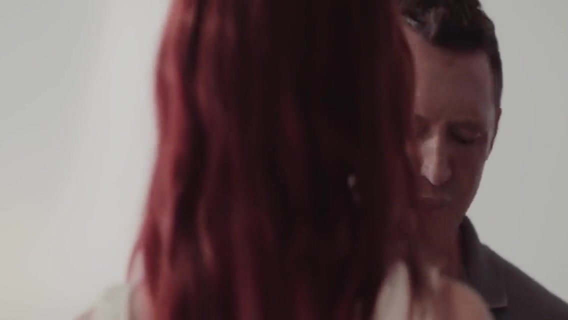 Redhead 21yo Ts Bareback Smashed By Big Cock Guy In Bed 6 Min