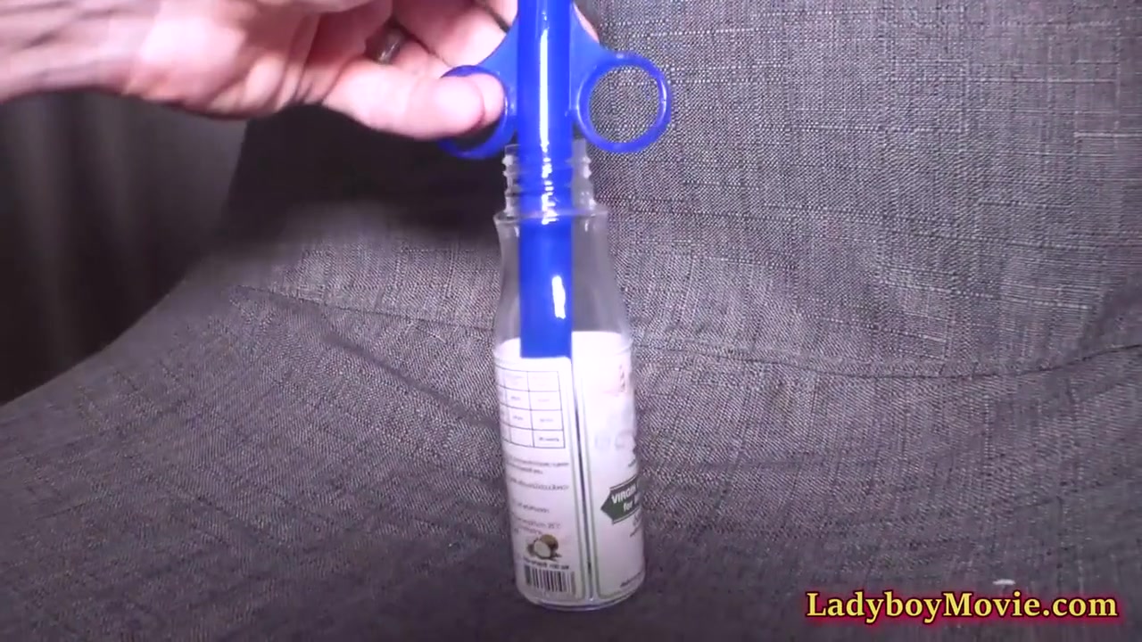 Blows Dick And Toys Ass And Gets Ass Fucked - Ladyboy Lee