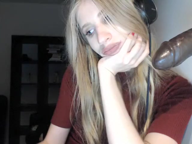 Visceratio Shoots Her Load