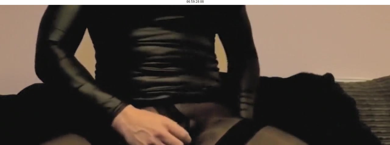 Cumming in black pantyhose