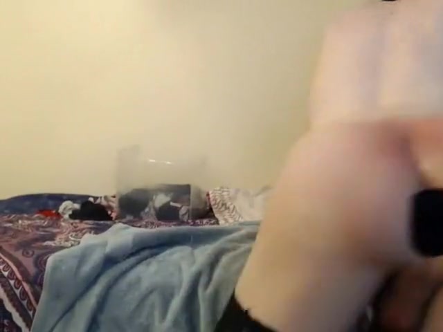 Donteatpoison Empties into his cum face