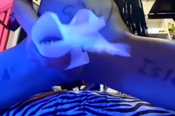 Gothic TGirl cumshot