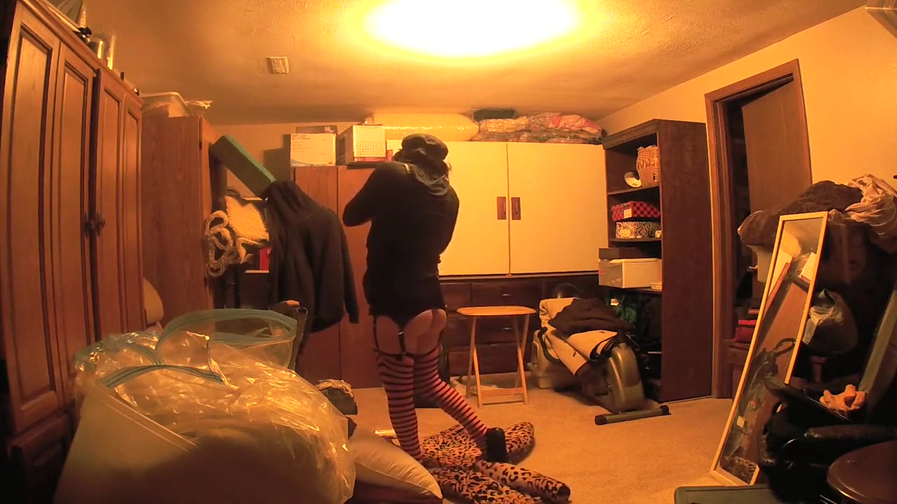 CD Dancing smoking horny