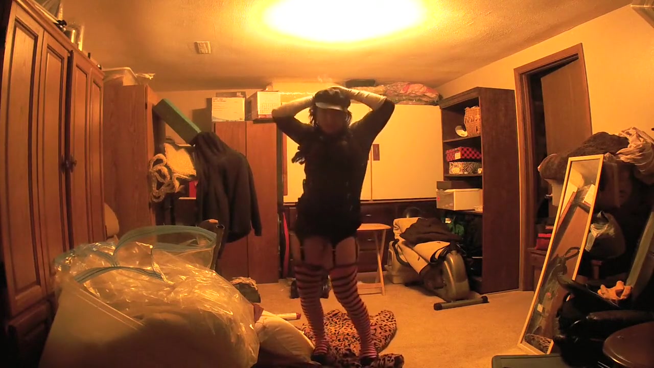 CD Dancing smoking horny
