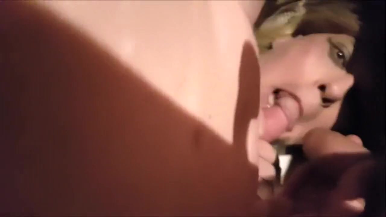 Tranny sucks cocks