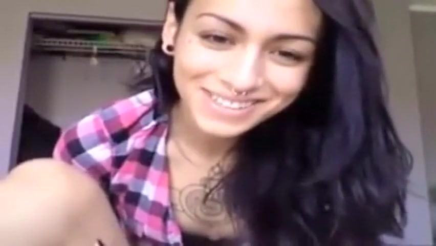 Hot teen 18+ Ts on Cam