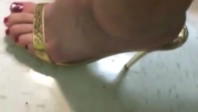 My sexy feet in gold heels