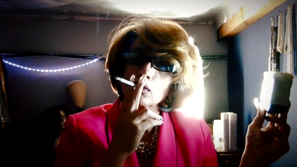 Smoking milf sissy
