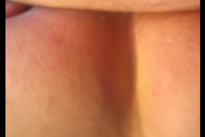 Dotado gozando no cuzinho da transex