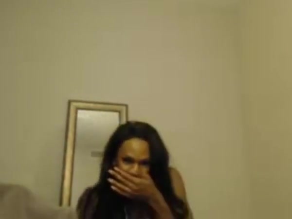 Ebony femboy playing on cam