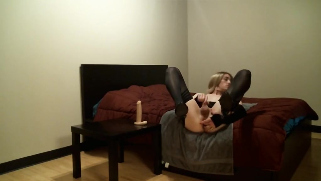 Megan Sweet dildo and wanking fun