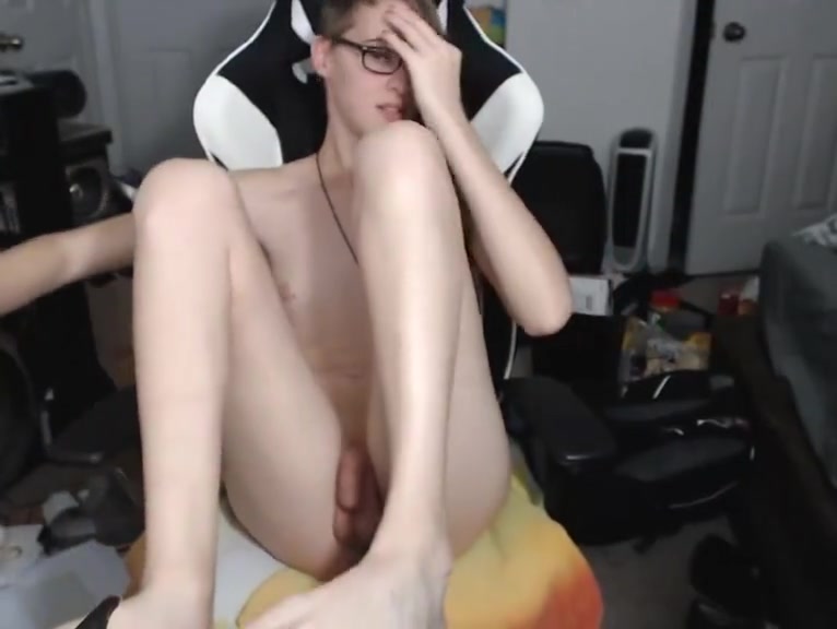 Pretty trans girl new toy first time anal play on cam