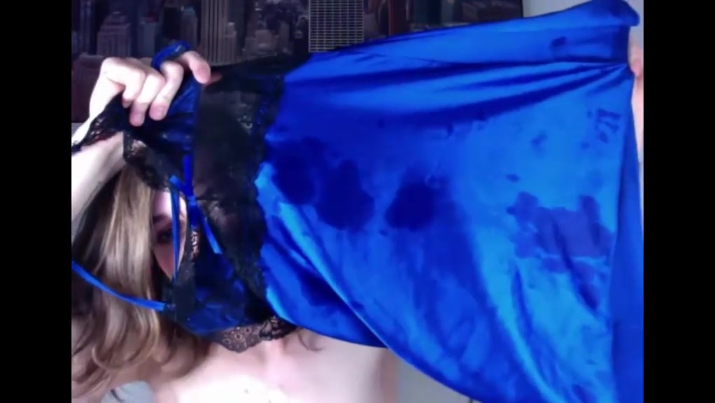 Luna made messy cum stains