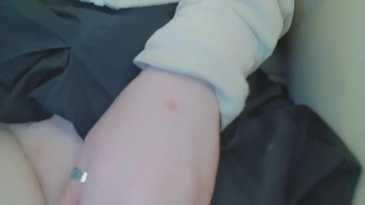 Sissygasm Between Her Thighs