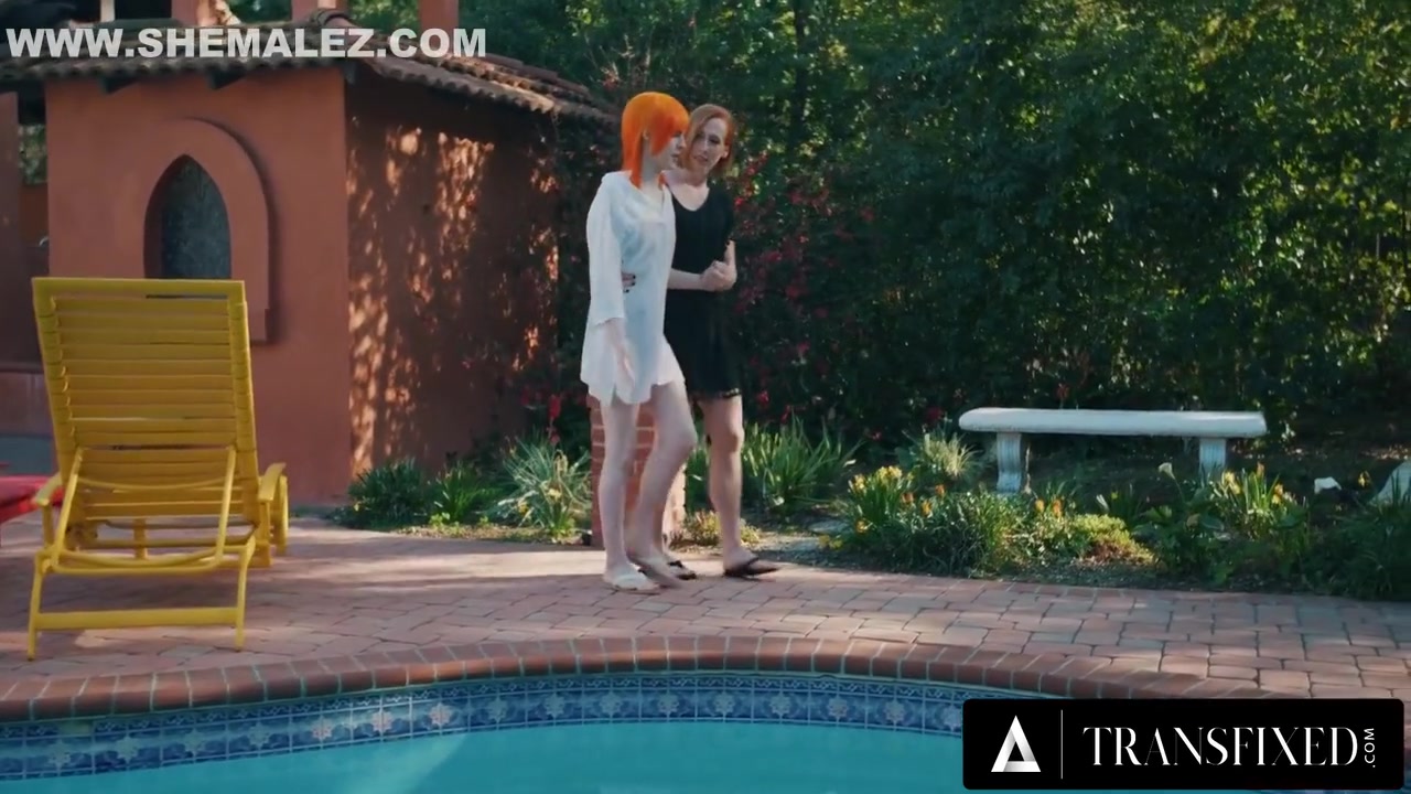 Kenzie Anne, Shiri Allwood And Jean Hollywood In Redhead Trans Give Oiled Massage With Facial