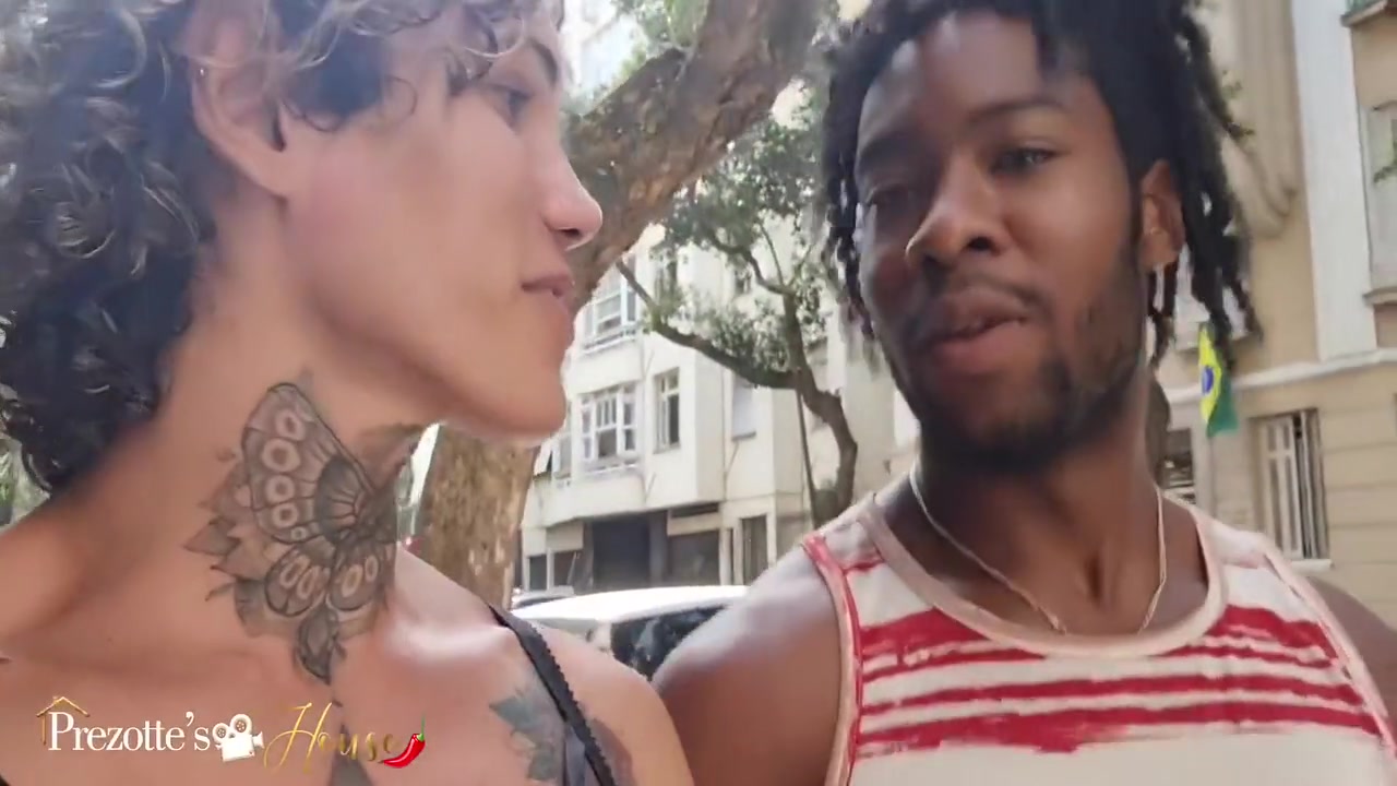 Trans Dotada Fode O Cu Do Carioca Dotado Que Encontrou Na Rua(completo No Red) 5 Min With Sabrina Prezotte And Gay Porn