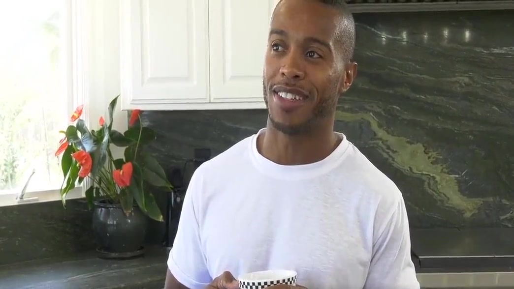 Hot Transsexual Stepmom Anal Fucked By Her Black Stepson 6 Min With Nikki Vicious