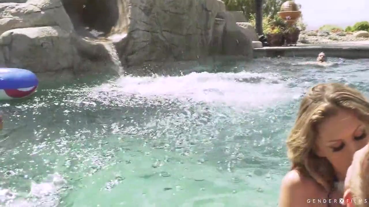 Booming Trans Babe Pool Orgy