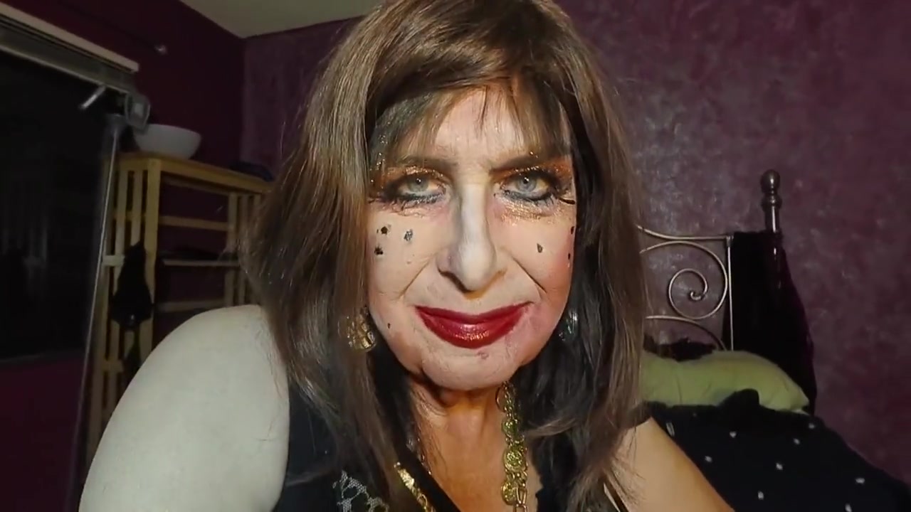 Michele Thompson Will Seduce You!!