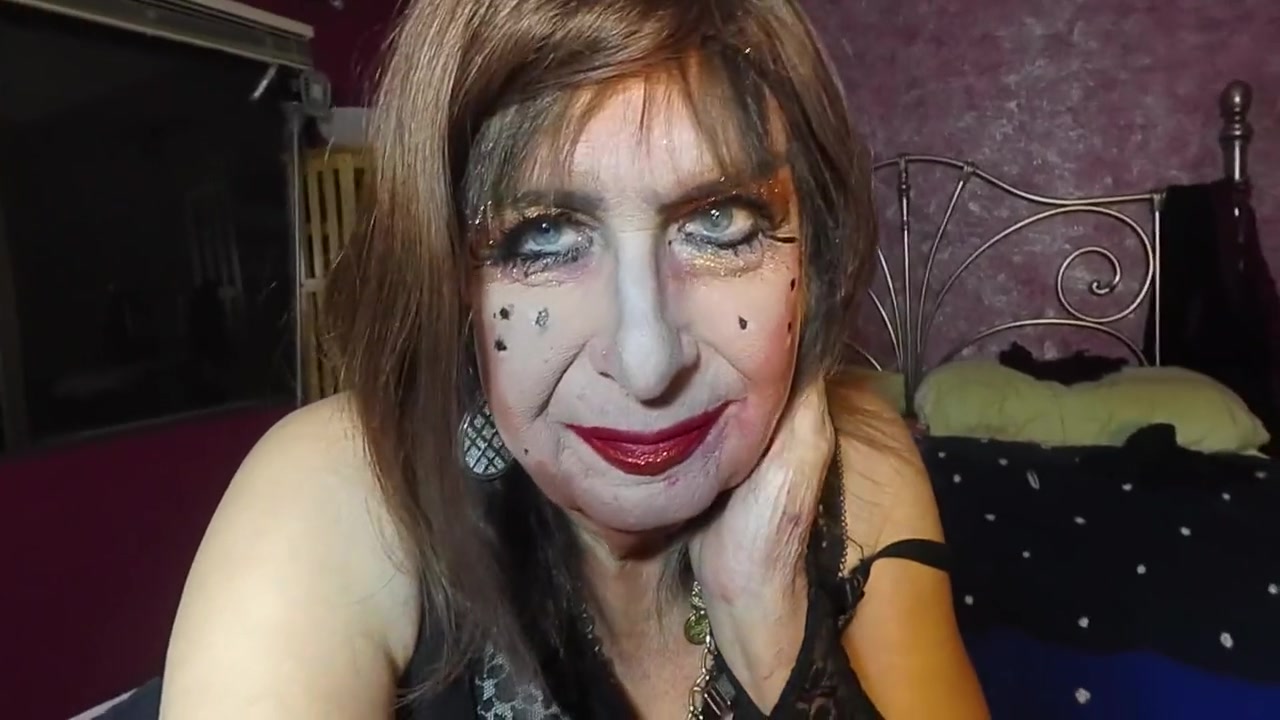 Michele Thompson Will Seduce You!!