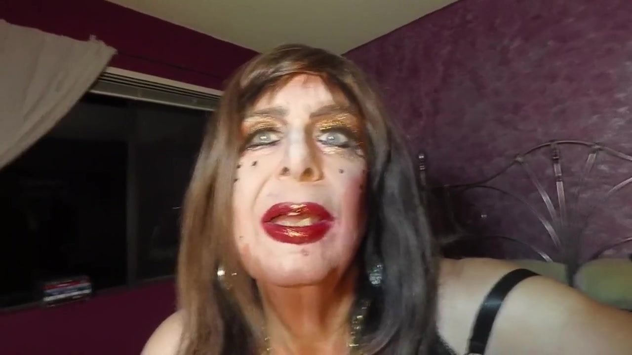 Michele Thompson Will Seduce You!!