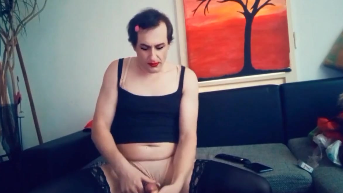 Czech Cd Barbara White Playing With Her Pussy-cock On Camera