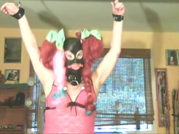 Hooded sissy