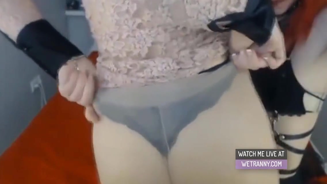 Sexy Shemale Couple Fisting On Cam 9 Min