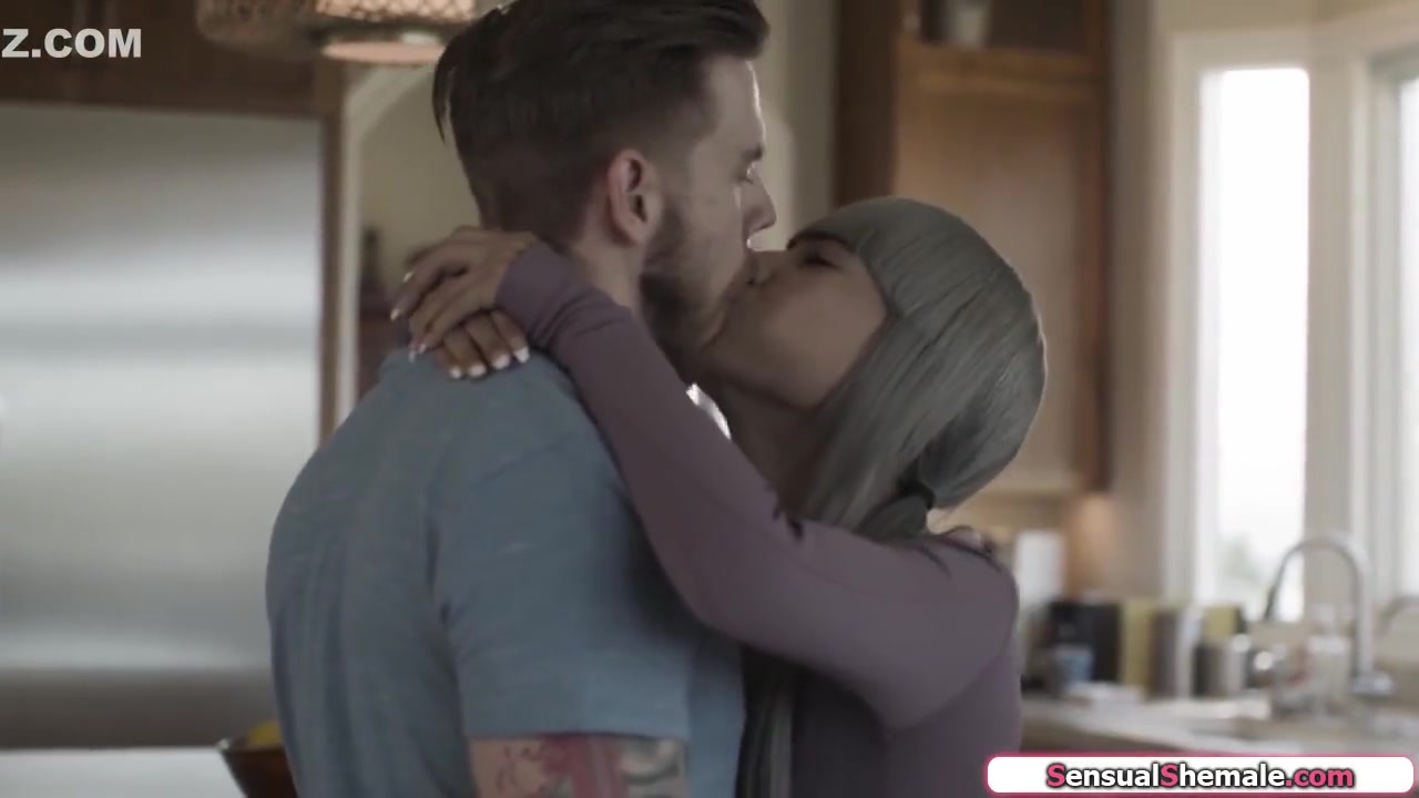 Guy Fucks His Trans Gf With Itzel Saenz