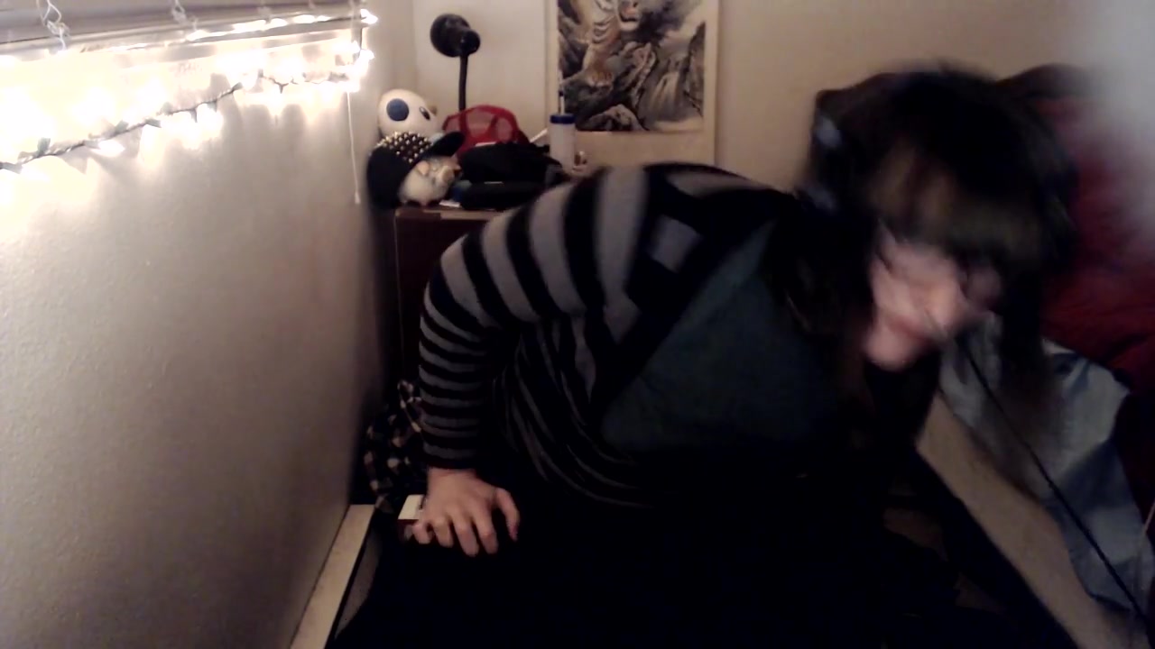 homemade chubby trans jerk cum with hitachi