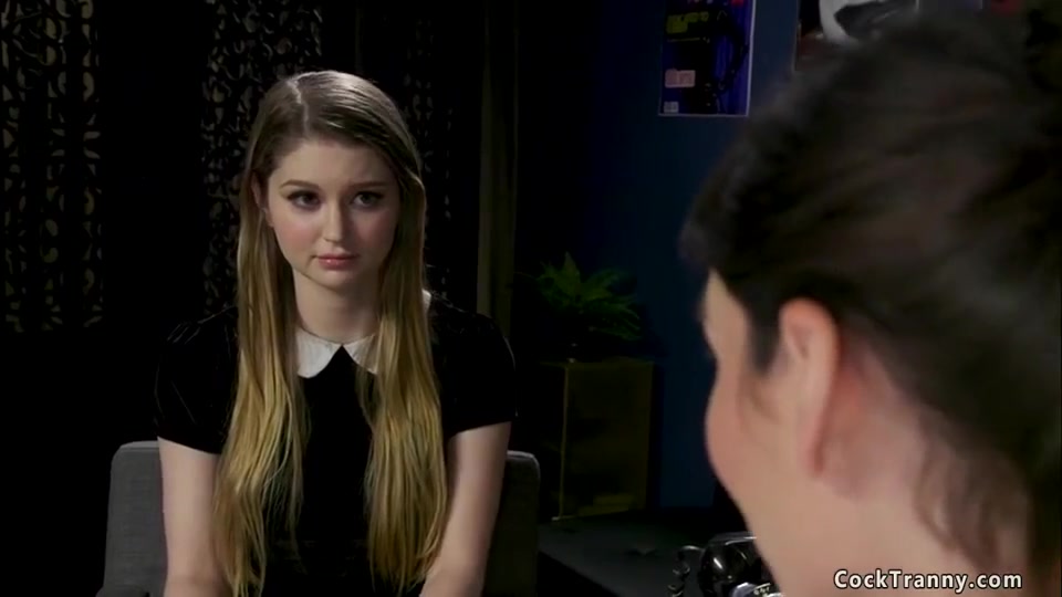 Bunny Colby, Korra Del Rio And Chloe Foster In Best Shemale Agent Fucks 18-year-old Model