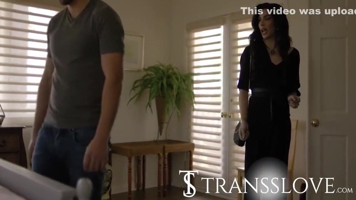 My Stepsister Has A Very Delicious Ass To Fuck 8 Min