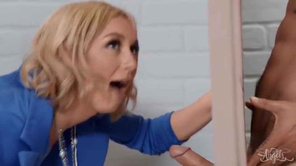 Skinny teen 18+ And Shemale Gloryhole Porn